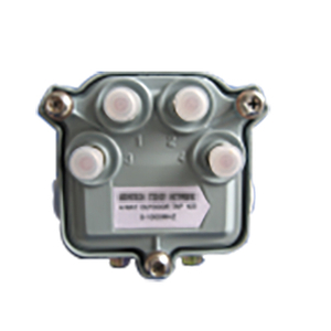 OUTDOOR D SERIES SPLITTERS Outdoor 4 Way TAP ( Half Power Pass ) 3804D-**